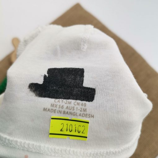 کلاه نوزادی H&M طرح سفید دون دون صورتی گوشدار لبه تاشده - Image 2