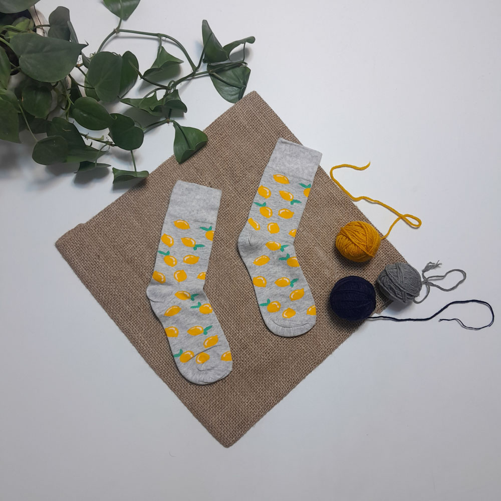 جوراب دخترانه آستین بلند طرح لیمو طوسی رنگ - 8-10 سال