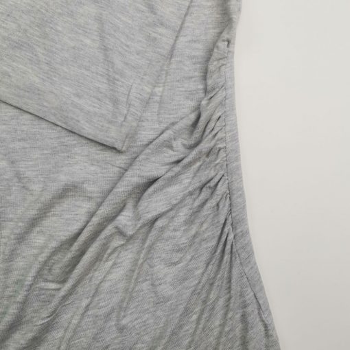 بلوز زنانه آستین سه ربع برند اسمارا طرح سه دکمه جیب دار طوسی کمرنگ - سایز 42