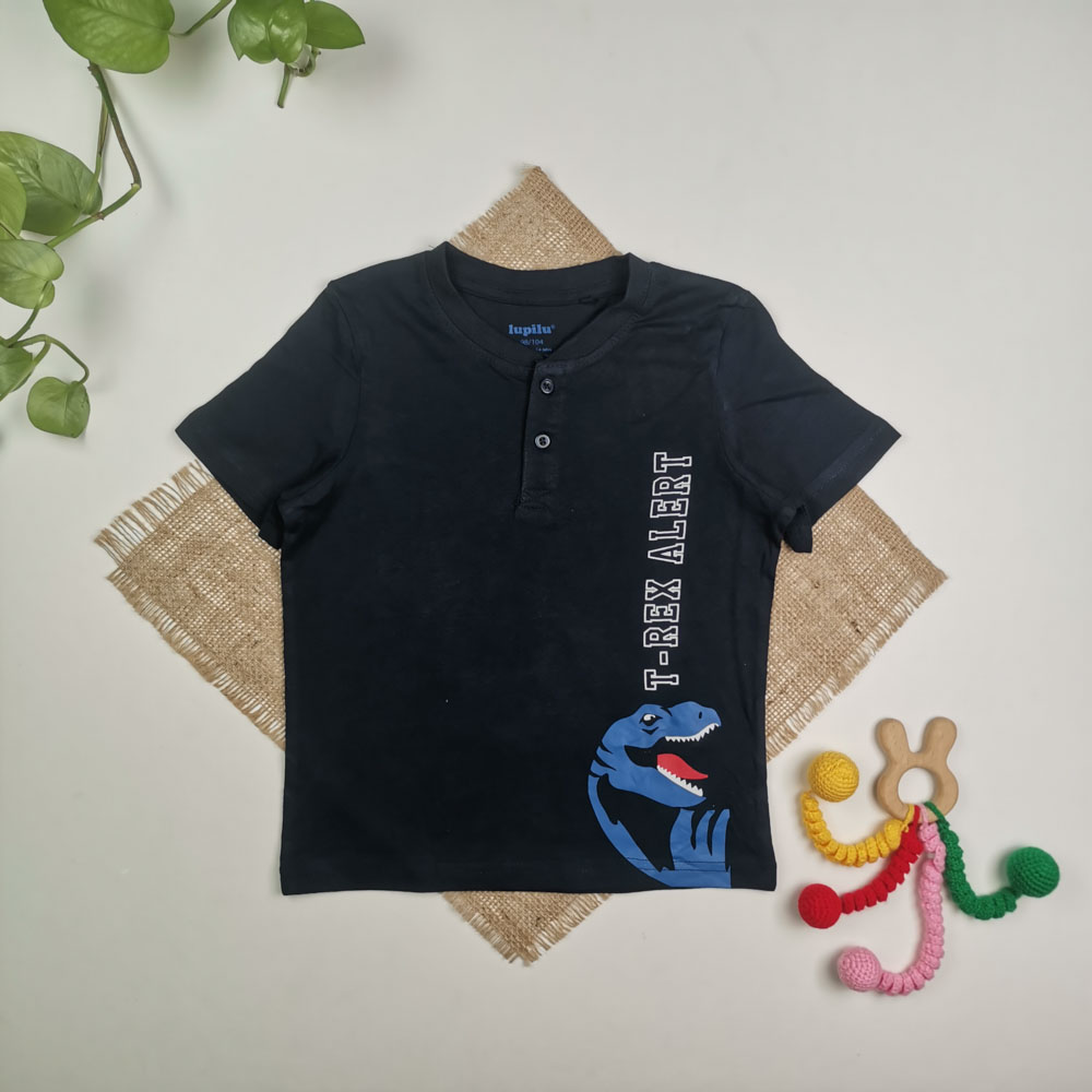 تصویر تیشرت نوزادی پسرانه آستین کوتاه برند لوپیلو طرح دایناسور دکمه دار سرمه ای رنگ - 2 تا 4 سال - 2 تا 4 سال | فروشگاه نام نیکو 