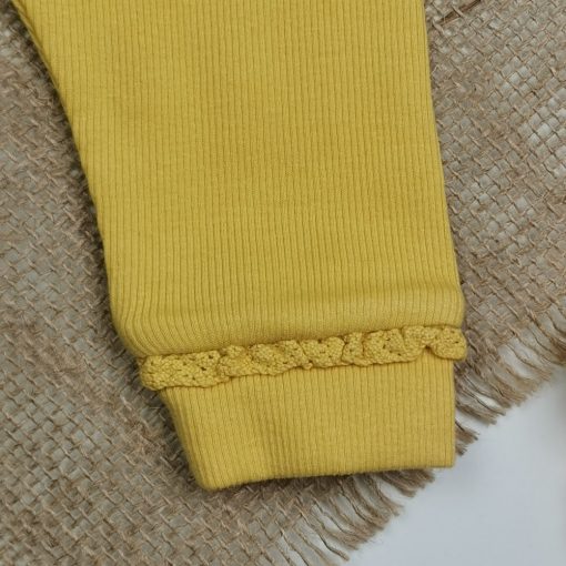 شلوار نوزادی طرح مچ پرک دار زرد رنگ - 3-6 ماه