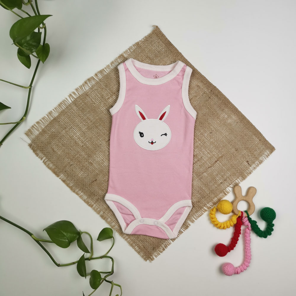 بادی نوزادی دخترانه آستین تاپ طرح خرگوش صورتی کمرنگ رنگ - 6-9 ماه