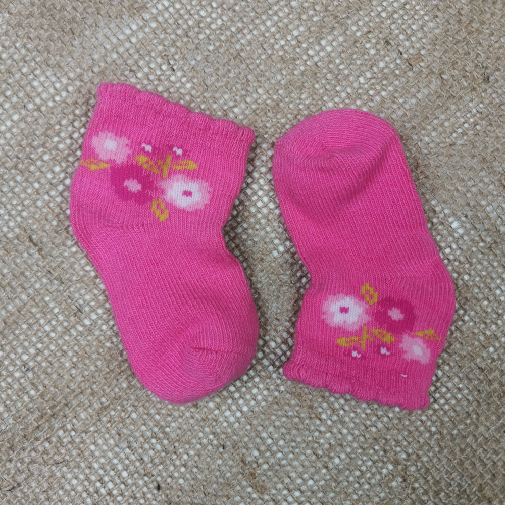 جوراب نوزادی ساق متوسط طرح گل دار صورتی رنگ - 0-6 ماه