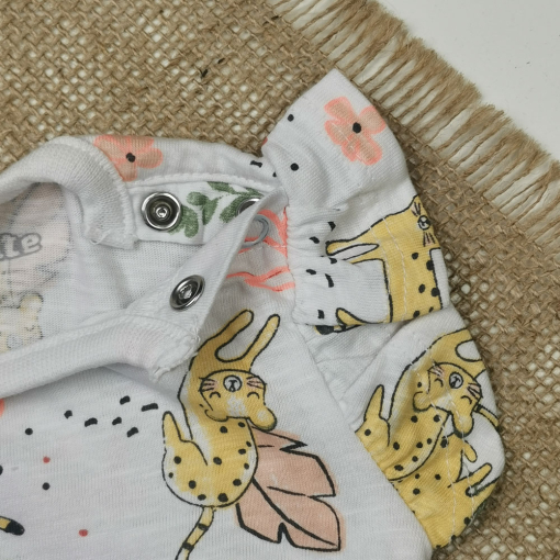 بادی نوزادی دخترانه آستین تاپ برند so cute طرح ببر پرک دار سفید رنگ