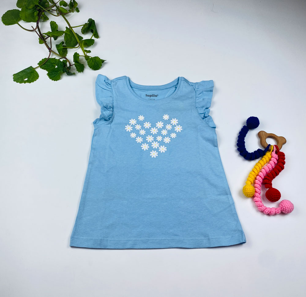 تیشرت دخترانه آستین تاپ برند لوپیلو طرح گل پرک پرکی آبی روشن رنگ
