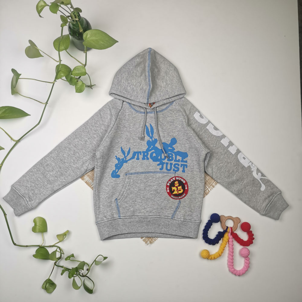 هودی توکرکی آستین بلند طرح نوشته دار طوسی رنگ - 10 سال