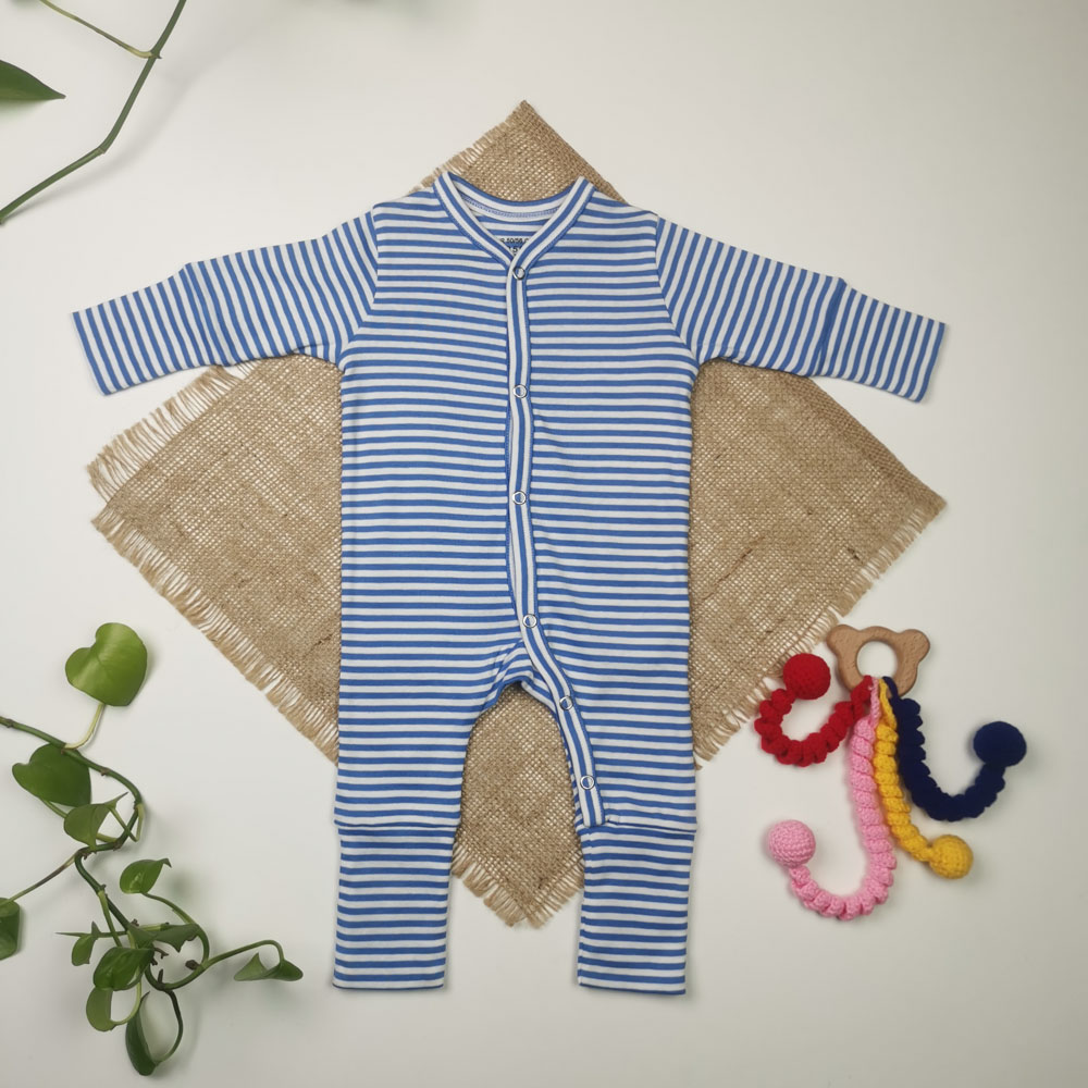 سرهمی نوزادی پسرانه آستین بلند طرح راه راه جوراب دار آبی رنگ - 0 تا 1 ماه