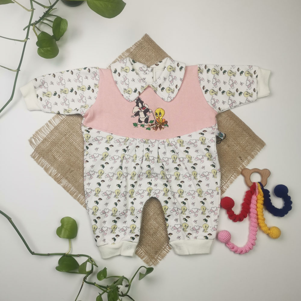 سرهمی نوزادی دخترانه آستین بلند برند Disney طرح جوجه گربه صورتی رنگ - 3 تا 6 ماه