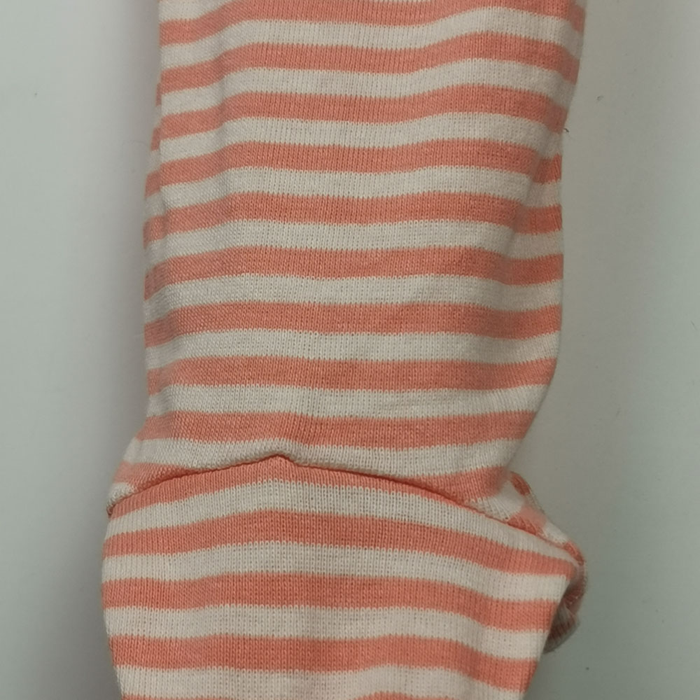 سرهمی نوزادی دخترانه آستین بلند برند لوپیلو طرح راه راه جوراب دار گلبهی رنگ