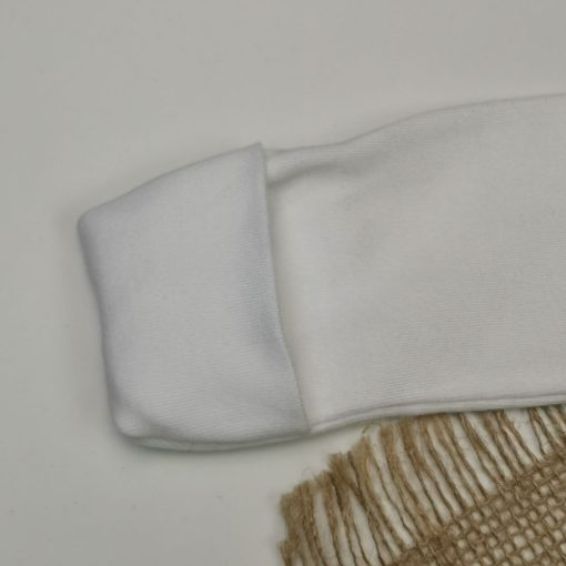 سرهمی نوزادی پسرانه آستین بلند طرح نوشته دار جوراب دار دستکش دار سفید رنگ - 3 تا 6 ماه