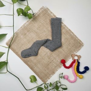 جوراب شلواری نوزادی برند poco piano طوسی تیره رنگ