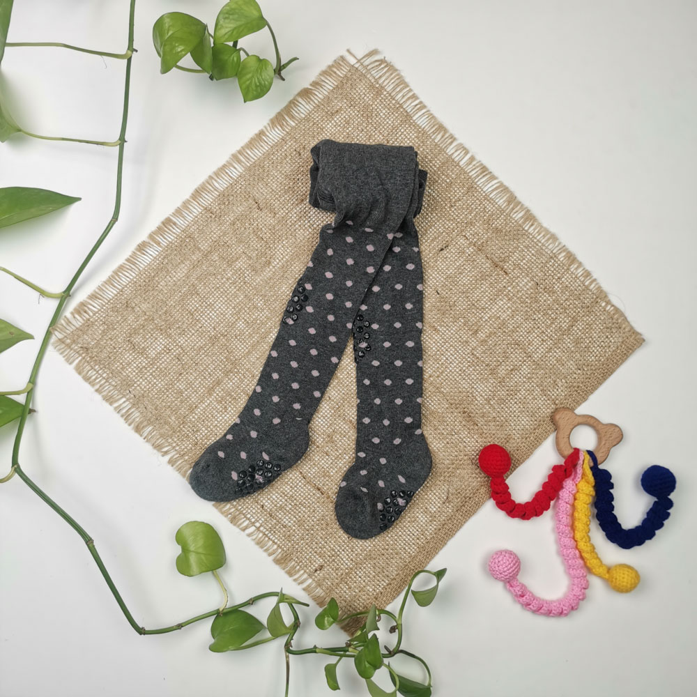 جوراب شلواری نوزادی برند impidimpi طرح خال خالی استوپ دار نیمه توکرکی طوسی رنگ