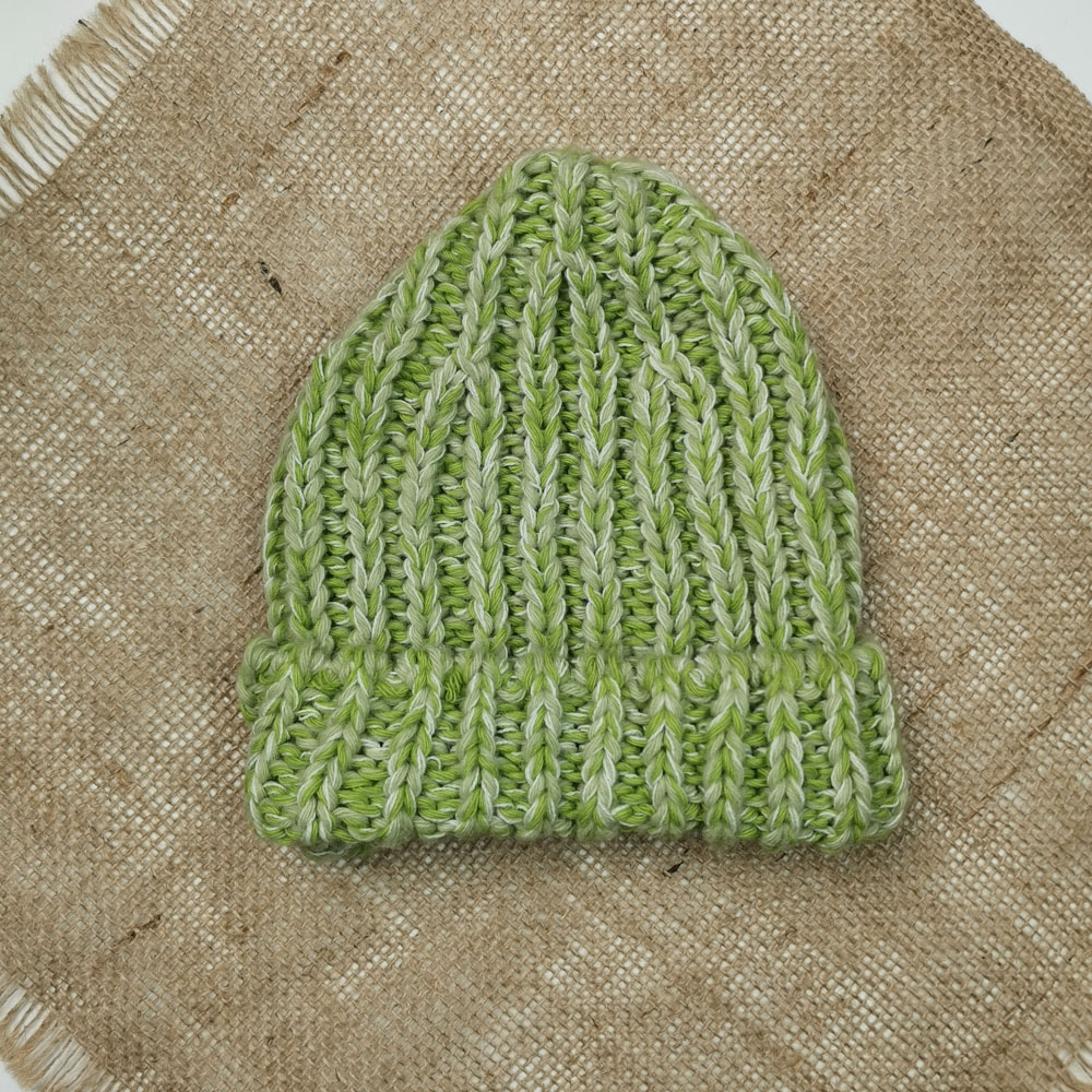کلاه بافت سبز روشن رنگ  - 4 تا 6 سال