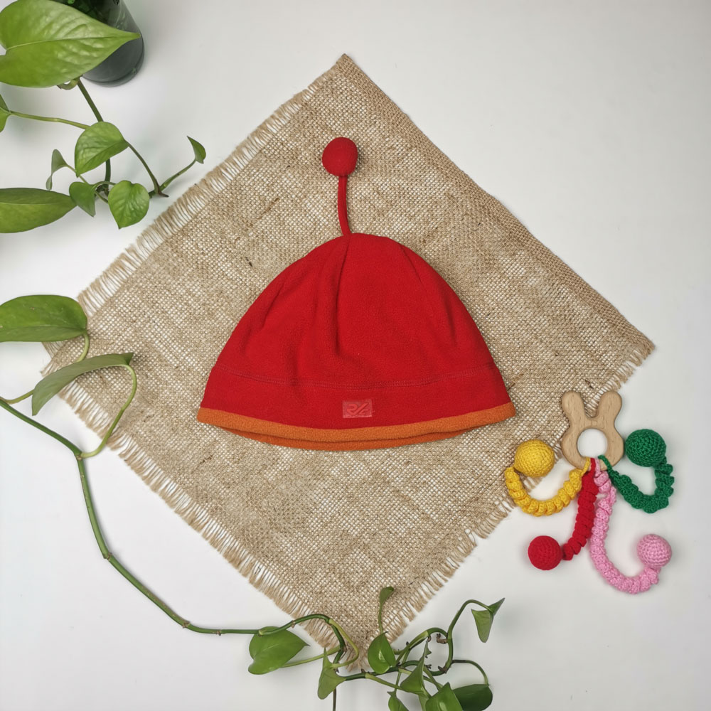 کلاه طرح توپک دار قرمز رنگ  - فری سایز