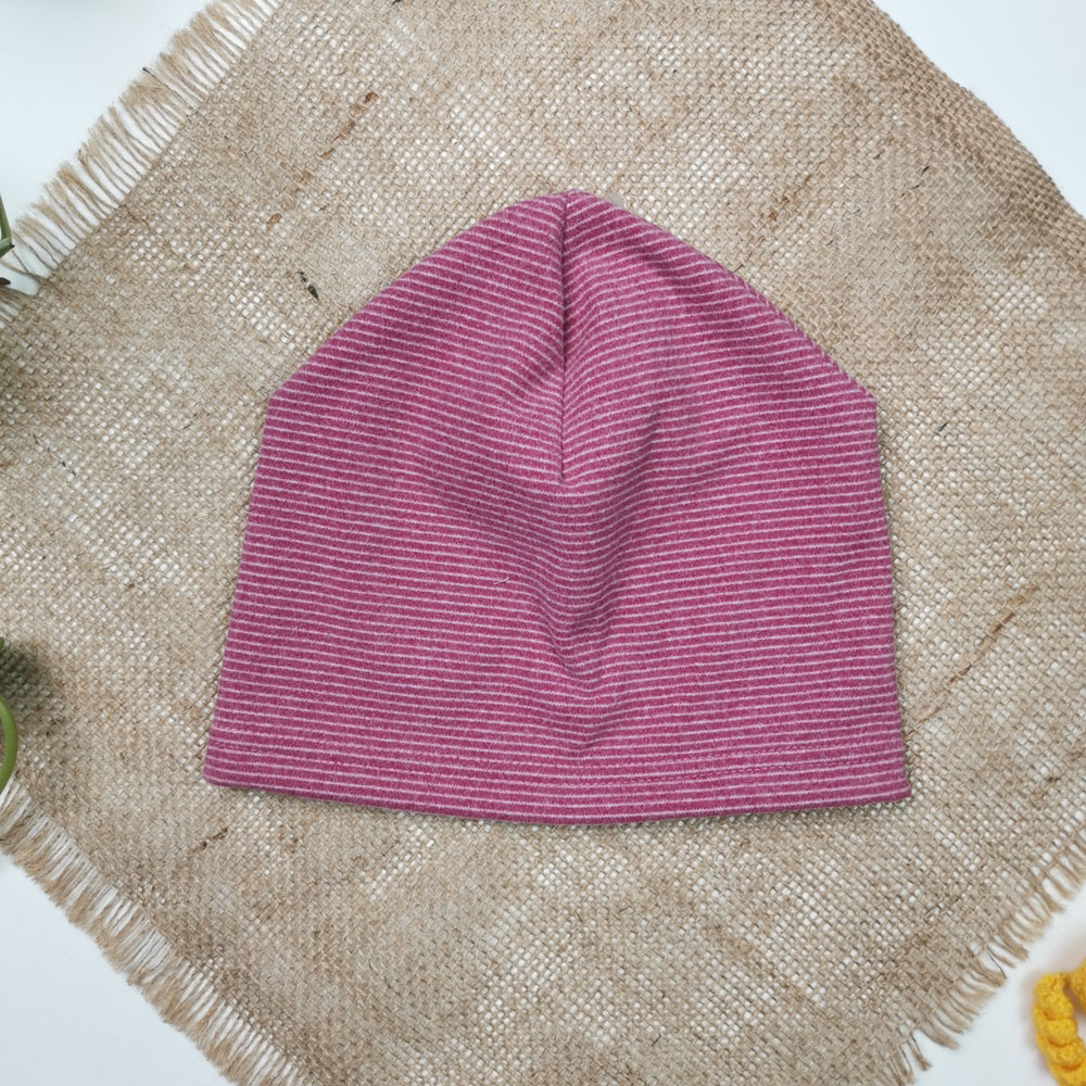 کلاه دخترانه طرح راه راه بنفش رنگ  - 8 تا 10 سال