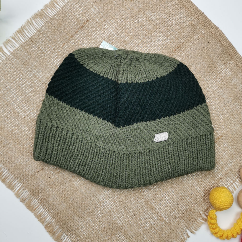 کلاه لبه دار بافت پسرانه طرح راه راه سبز پررنگ  - فری سایز