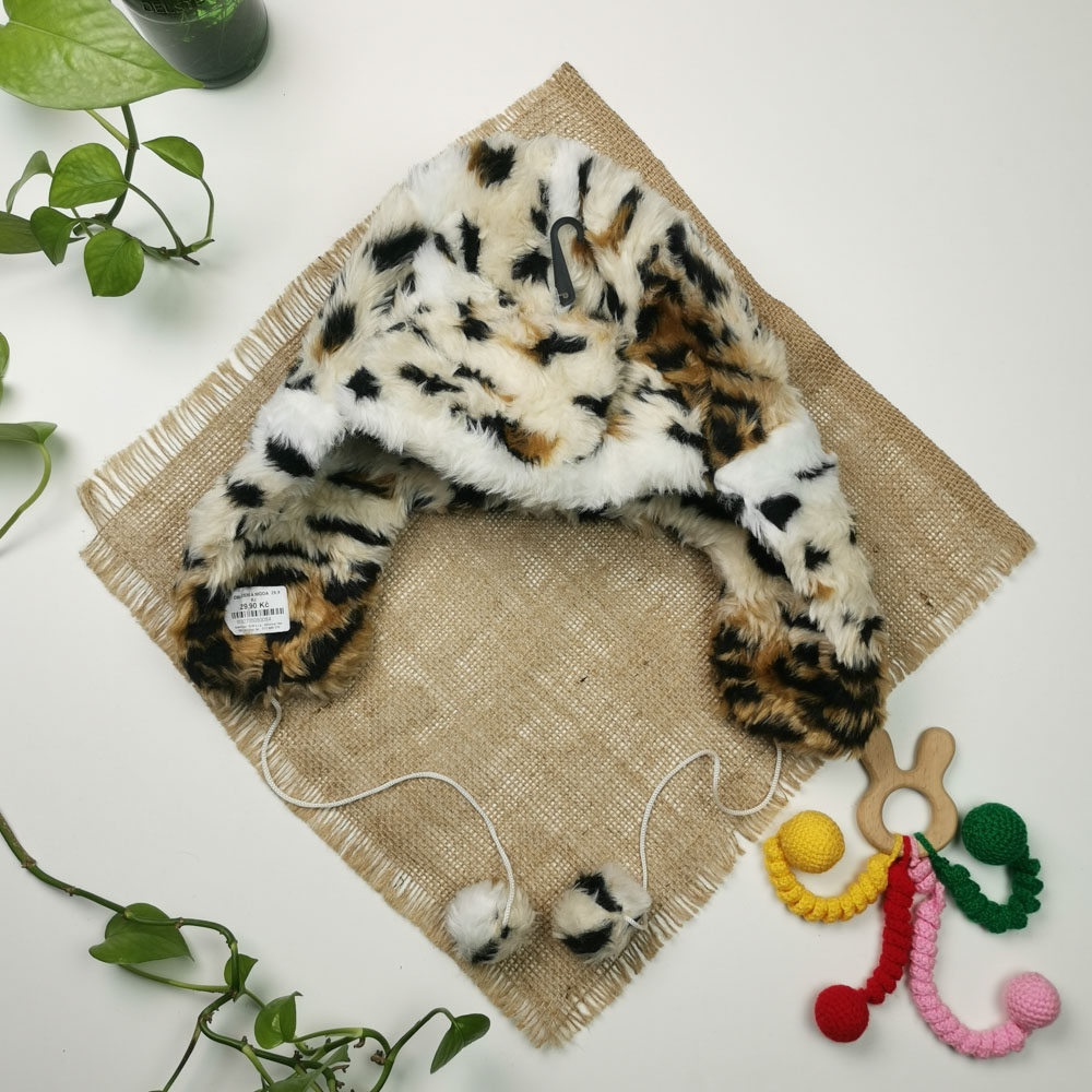 کلاه خزی پسرانه طرح پلنگی بند دار قهوه ای رنگ  - فری سایز