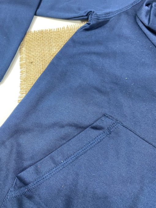 ایراد دار _ سویشرت پسرانه آستین بلند طرح ساده کلاه دار جلو زیپ سورمه ای رنگ  - 6 تا 8 سال