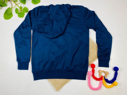 ایراد دار _ سویشرت پسرانه آستین بلند طرح ساده کلاه دار جلو زیپ سورمه ای رنگ  - 6 تا 8 سال