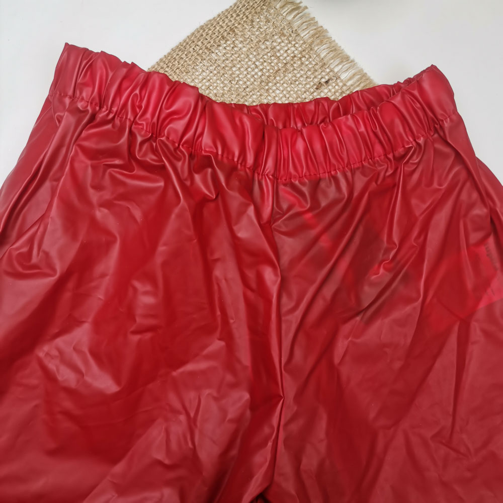 شلوار بارونی نوزادی برند لوپیلو طرح ساده قرمز رنگ