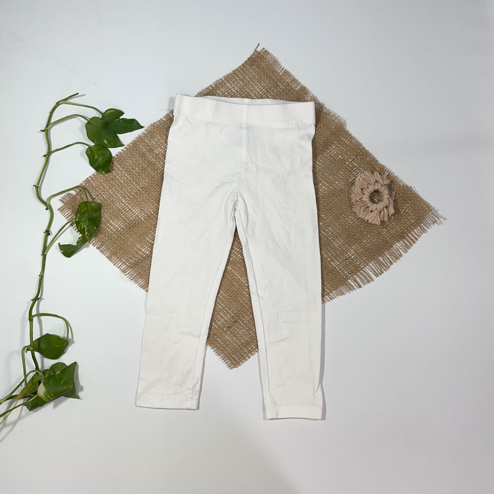 شلوار دخترانه راسته برند Poco Plano طرح ساده سفید رنگ - 2 تا 3 سال