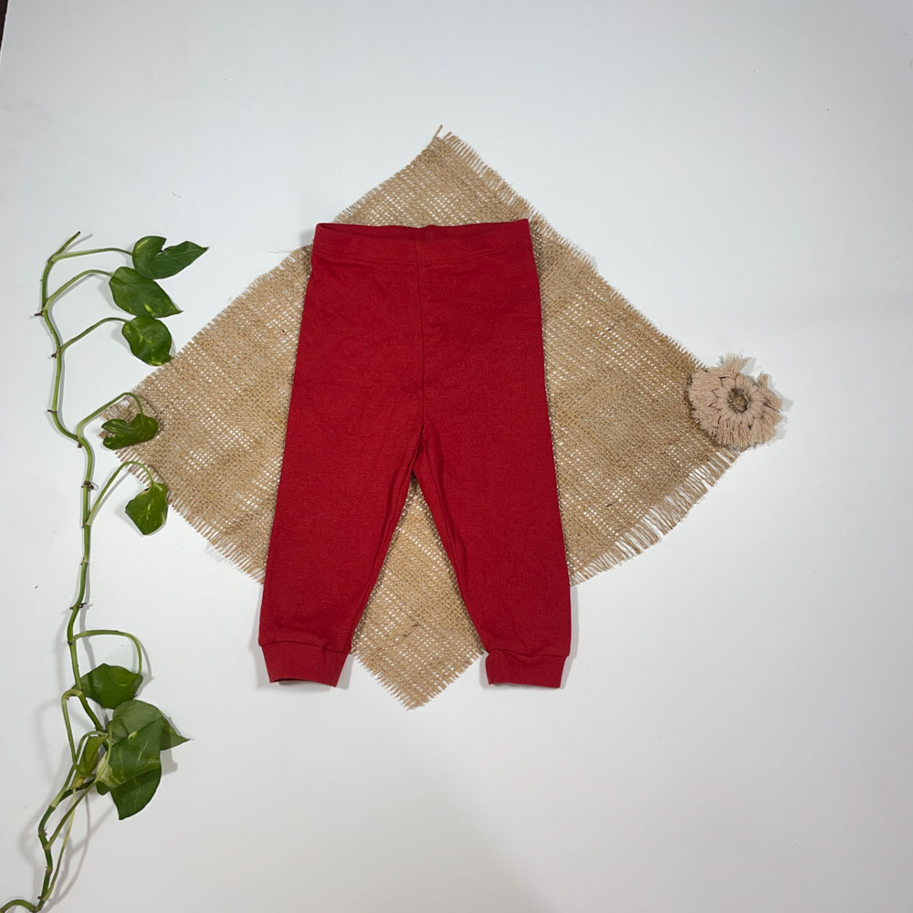 شلوار نوزادی دخترانه راسته برند Iupilu طرح ساده قرمز رنگ - 3 تا 6 ماه
