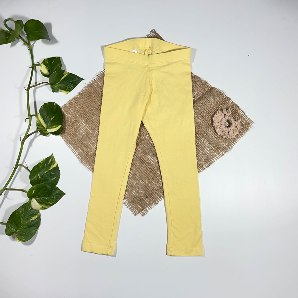 شلوار دخترانه راسته برند لوپیلو طرح ساده لیمویی رنگ