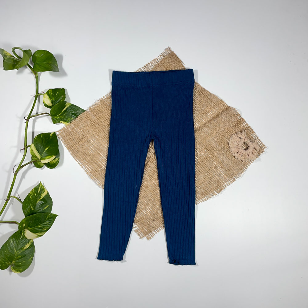 شلوار راسته برند Lily and Dan طرح پلیسه سرمه ای رنگ