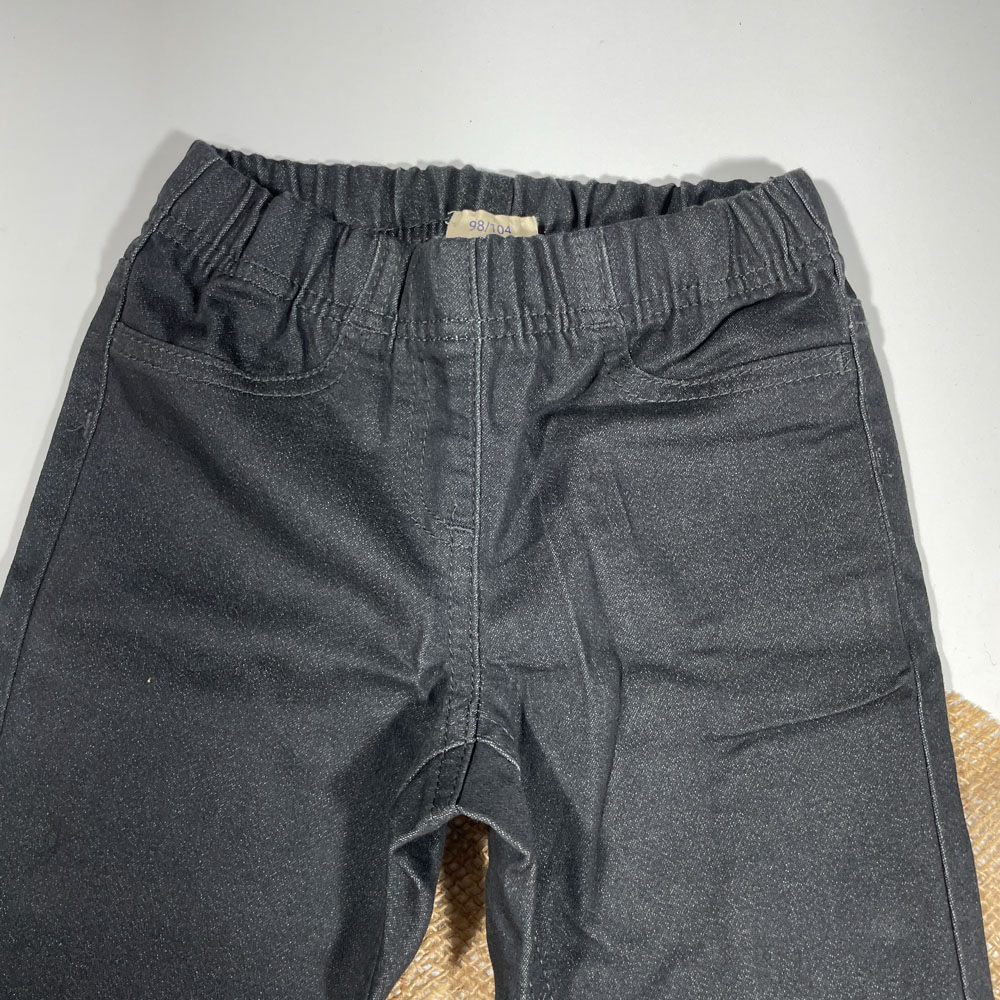 شلوار دخترانه راسته برند Kuniboo طرح ساده پشت جیب دار طوسی تیره رنگ