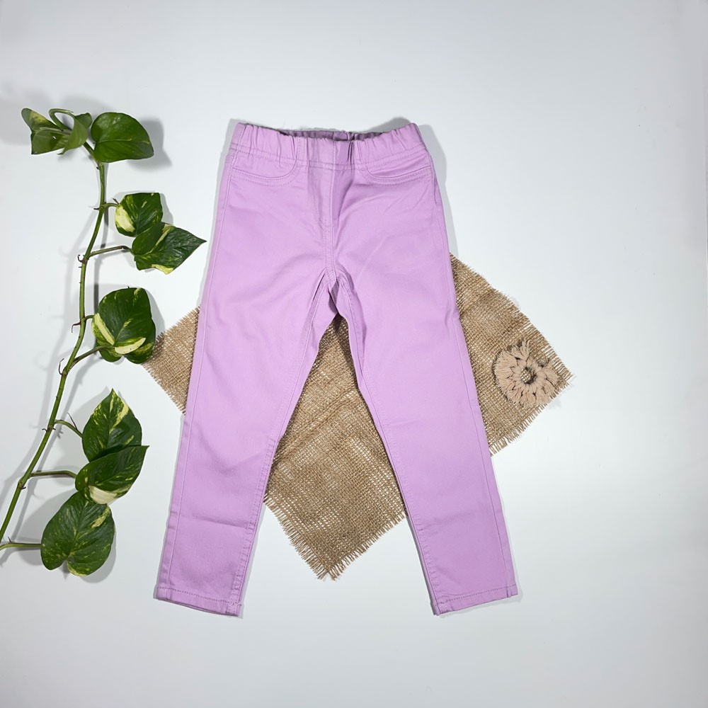 شلوار دخترانه راسته برند Kuniboo طرح پشت جیب دار یاسی رنگ