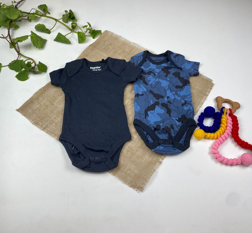 ست دو عددی بادی نوزادی پسرانه آستین کوتاه برند لوپیلو طرح ارتشی آبی رنگ - 0 تا 2 ماه