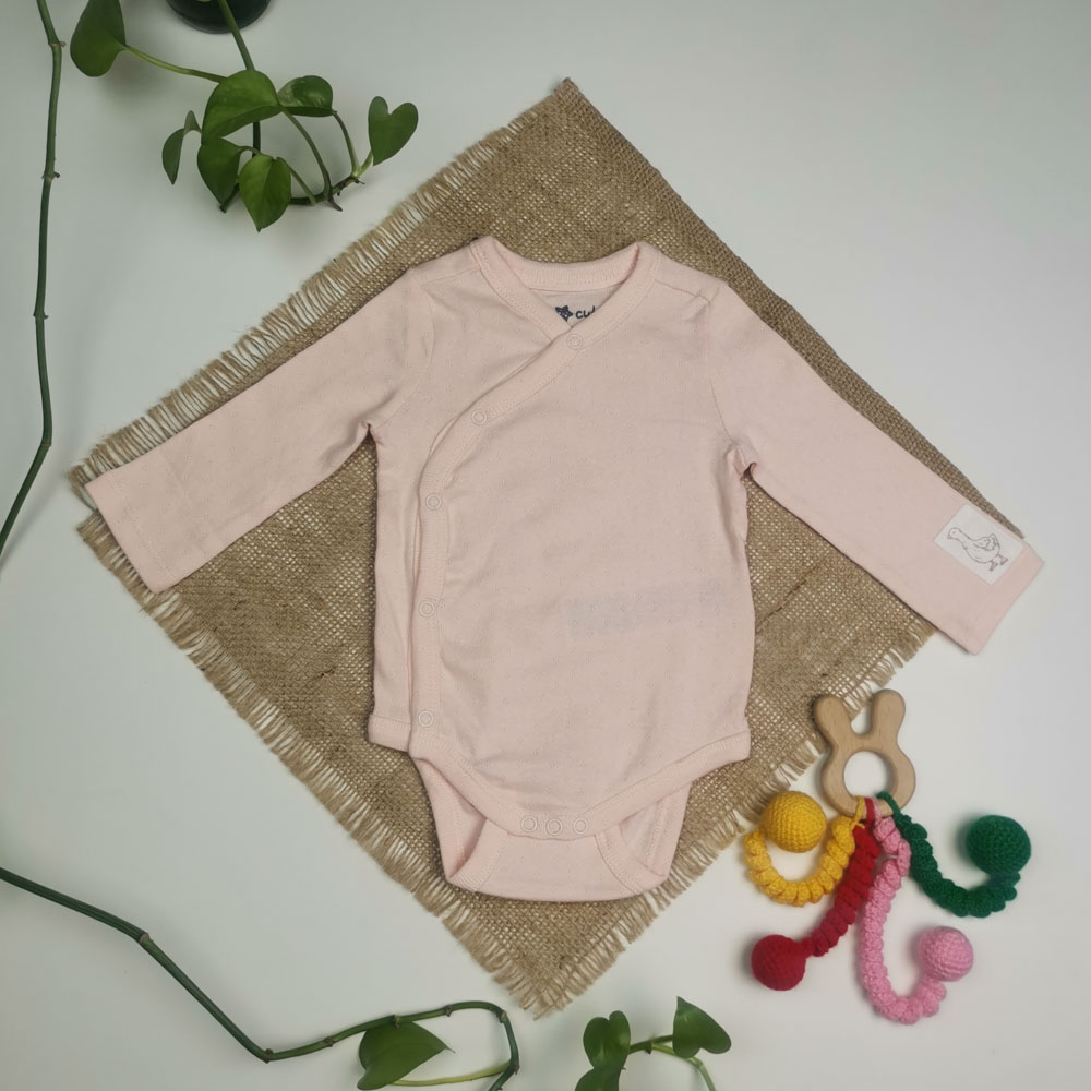 بادی نوزادی دخترانه آستین بلند برند so cute طرح اردک دو دکمه ای صورتی رنگ