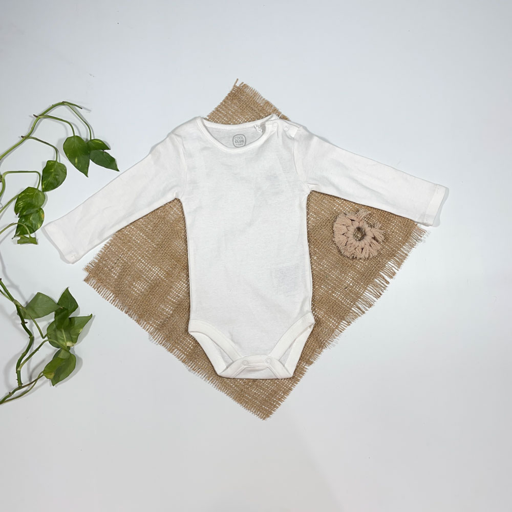 بادی نوزادی دخترانه آستین بلند برند Cool club طرح ساده سفید رنگ - 2 تا 6 ماه