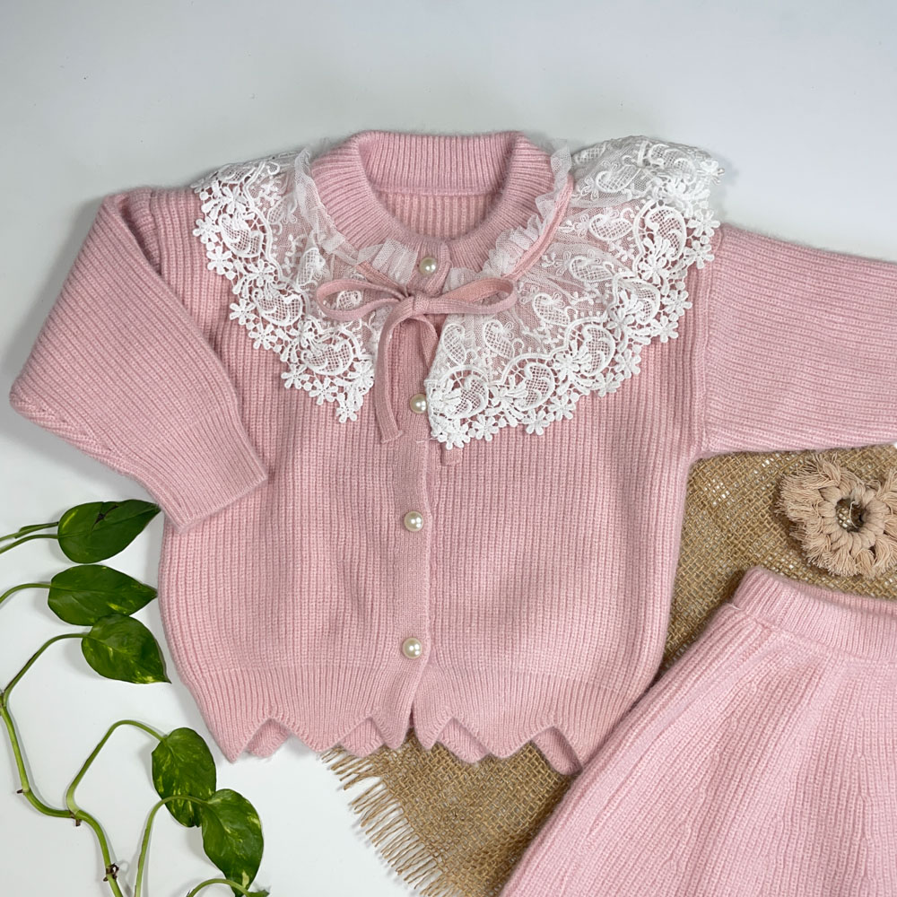 ست بلوز و دامن دخترانه آستین بلند طرح یقه گیپور صورتی رنگ