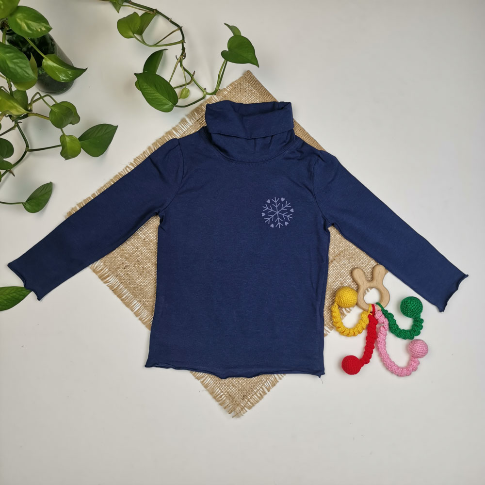 بلوز نوزادی آستین بلند برند لوپیلو طرح برف یقه اسکی بنفش رنگ - 12 تا 24 ماه