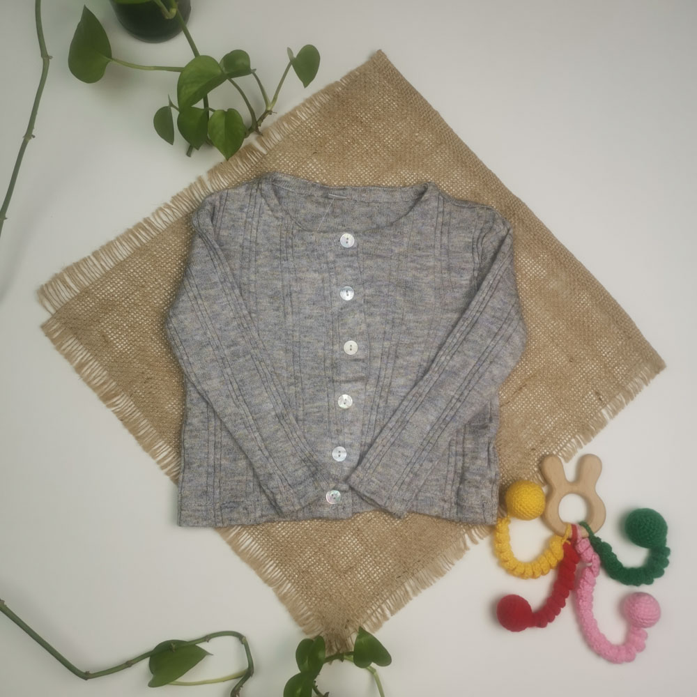 بلوز بافت نوزادی آستین بلند جلو دکمه دار طوسی رنگ