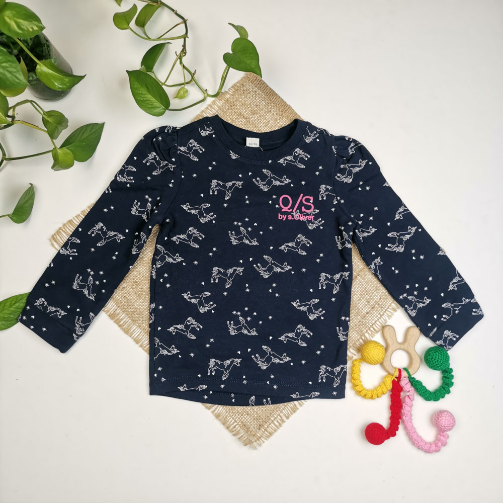 بلوز توکرکی نوزادی آستین بلند برند alive طرح یونیکورن و ستاره سرمه ای رنگ