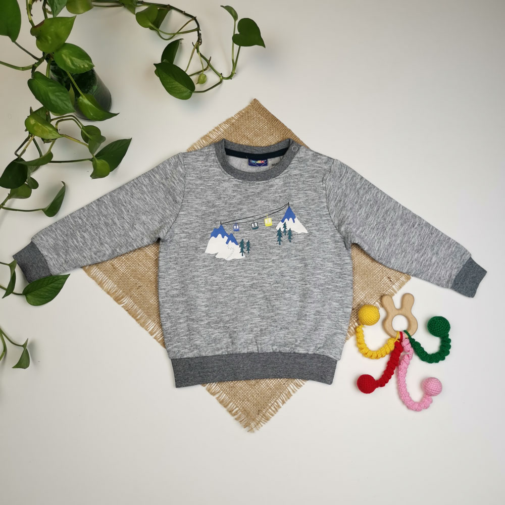 بلوز توکرکی نوزادی آستین بلند برند لوپیلو طرح کوهستان طوسی رنگ - 12 تا 24 ماه