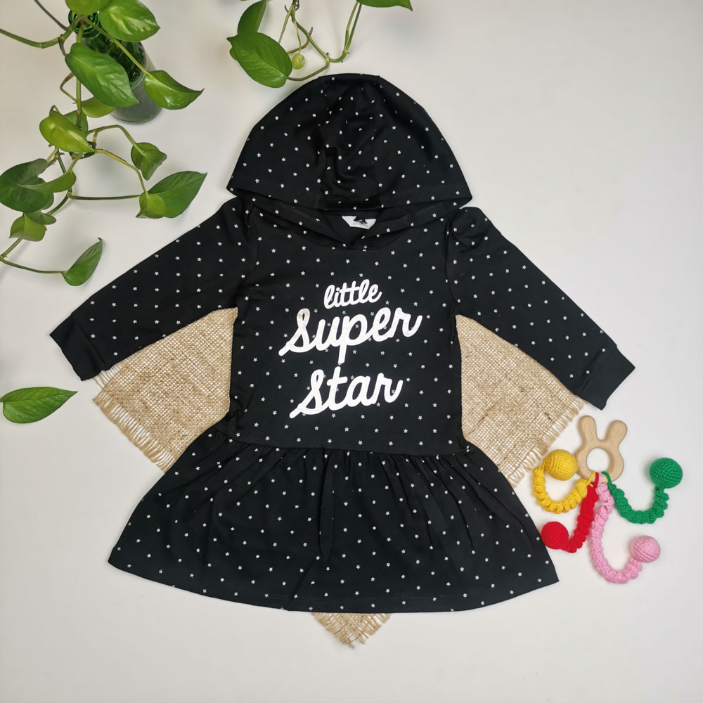 بلوز دامنی نوزادی دخترانه آستین بلند طرح ستاره و نوشته مشکی رنگ - 12 تا 18 ماه