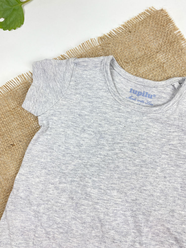 رامپر نوزادی آستین کوتاه برند لوپیلو طرح ساده یقه گرد دودکمه ای طوسی کمرنگ - 2 تا 4 ماه