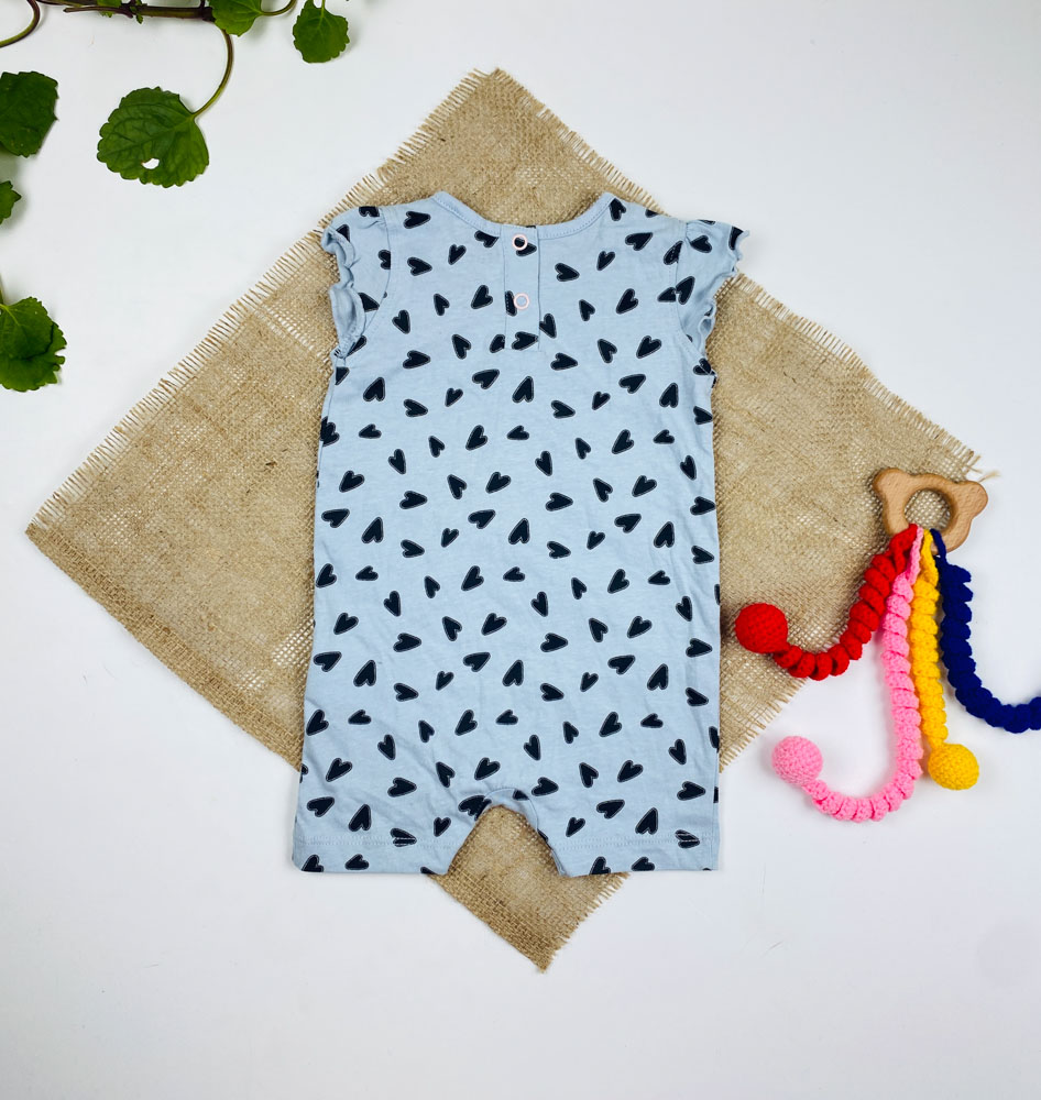 رامپر نوزادی دخترانه آستین تاپ برند لوپیلو طرح قلب قلبی استین حلقه ای چین دار طوسی کمرنگ - 2 تا 4 ماه