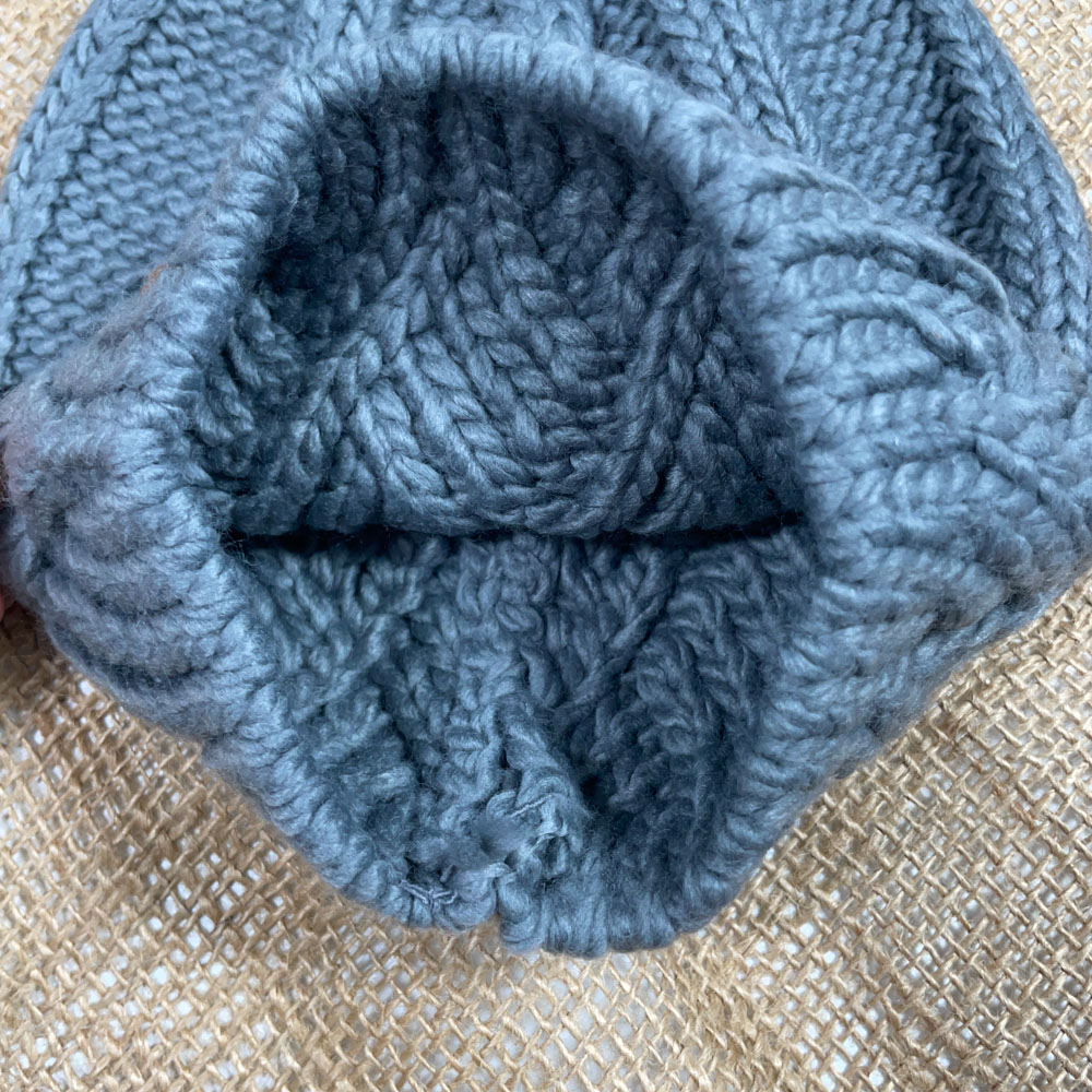 کلاه طرح درشت بافت طوسی رنگ - فری سایز