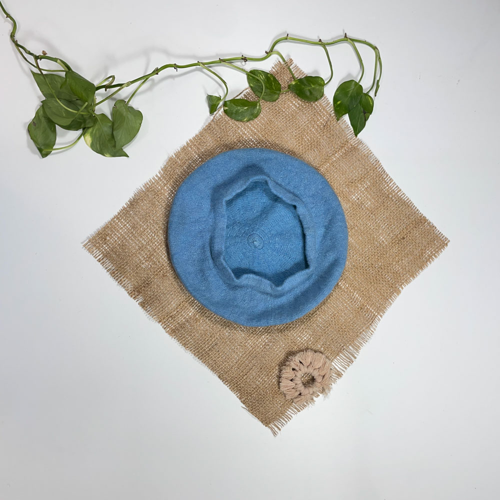 کلاه بِرِت دخترانه طرح ساده ابی روشن رنگ - فری سایز