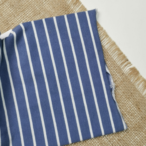 شال طرح راه راه نیلی رنگ - فری سایز