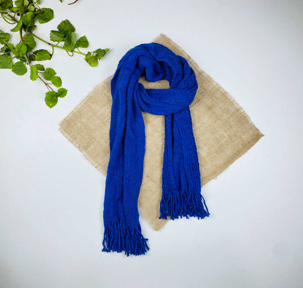 تخفیف یلدایی _ شال گردن طرح تک رنگ مدل ریش ریش نیلی رنگ - فری سایز