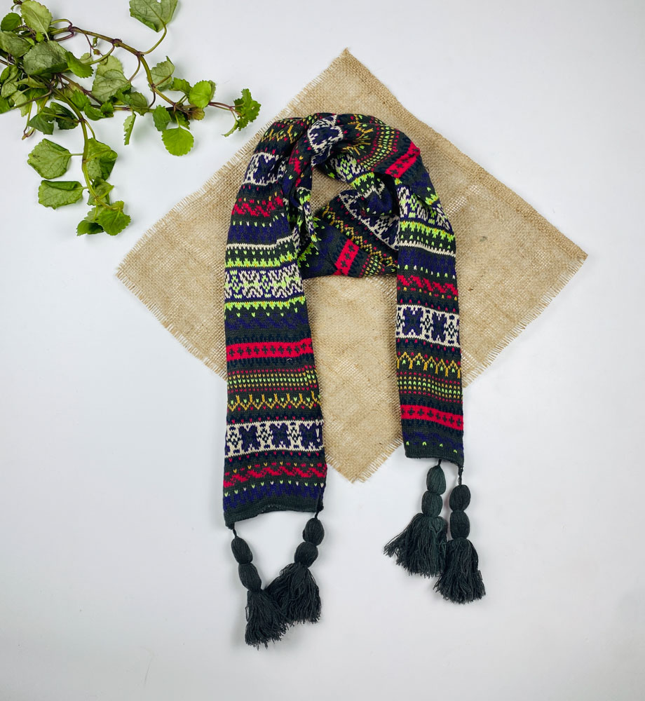 تخفیف یلدایی _ شال گردن طرح طرح نقش سنتی مدل زنگوله ای طوسی رنگ - فری سایز