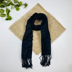 تخفیف یلدایی _ شال گردن طرح ساده ریش ریش مشکی رنگ - فری سایز