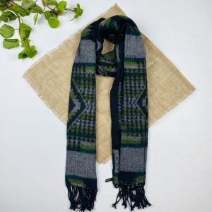 تخفیف یلدایی _ شال گردن طرح طرح دار شال گردنی موهر مدل ریش ریش مشکی رنگ - فری سایز