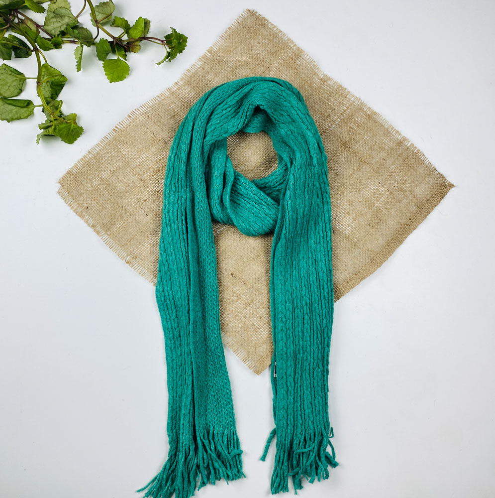 تخفیف یلدایی _ شال گردن طرح مدل طرح بافت ریش ریش سبز کله غازی رنگ - فری سایز