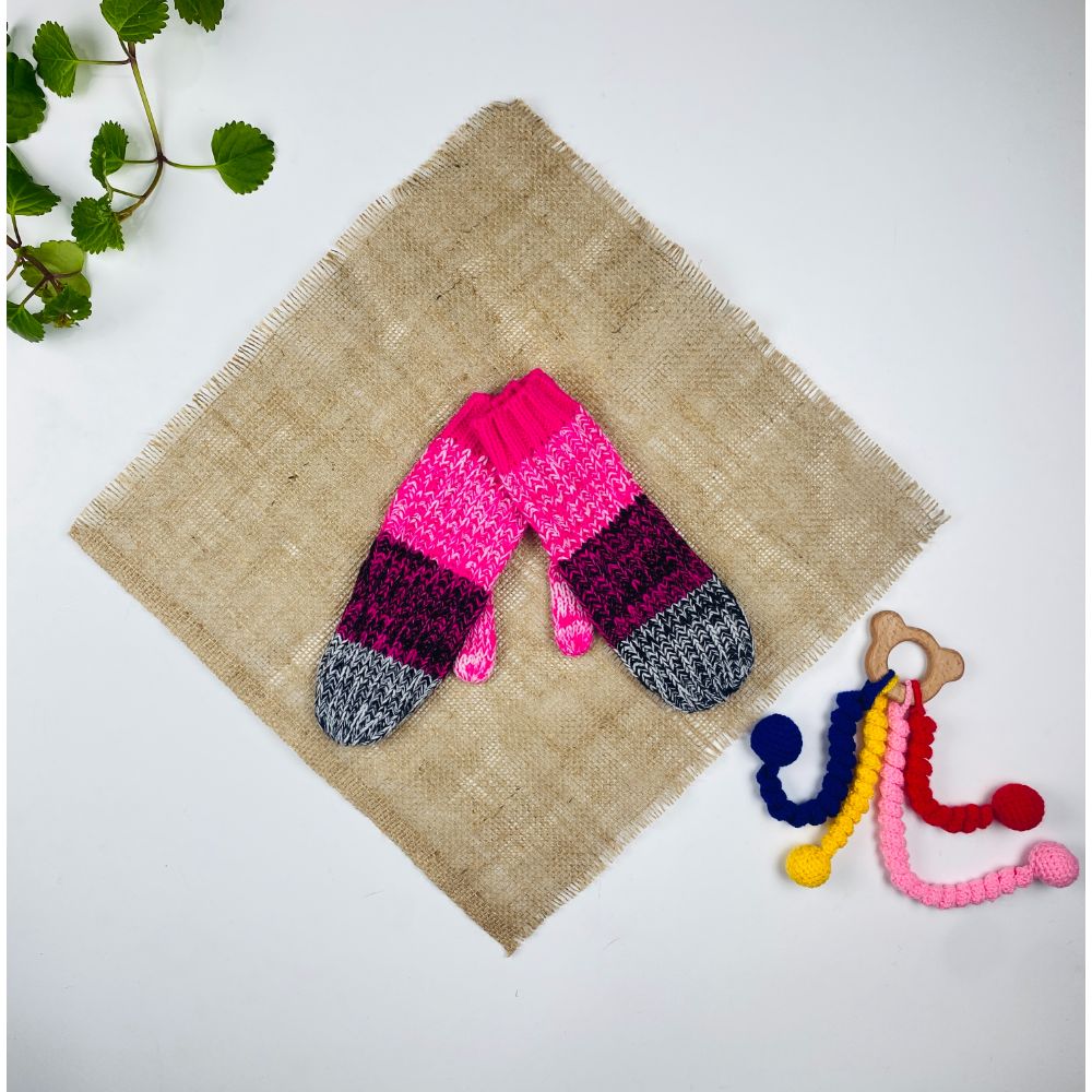 دستکش طرح مدل بافته شصتی سرخابی رنگ - فری سایز